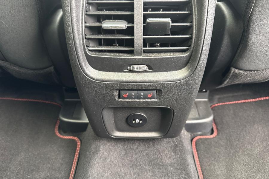 Ford KUGA Photo autoimg-bca430f549b731450c2b17fdcae607a5b5f271e9.jpg