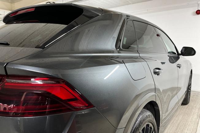 AUDI Q8 Photo 38