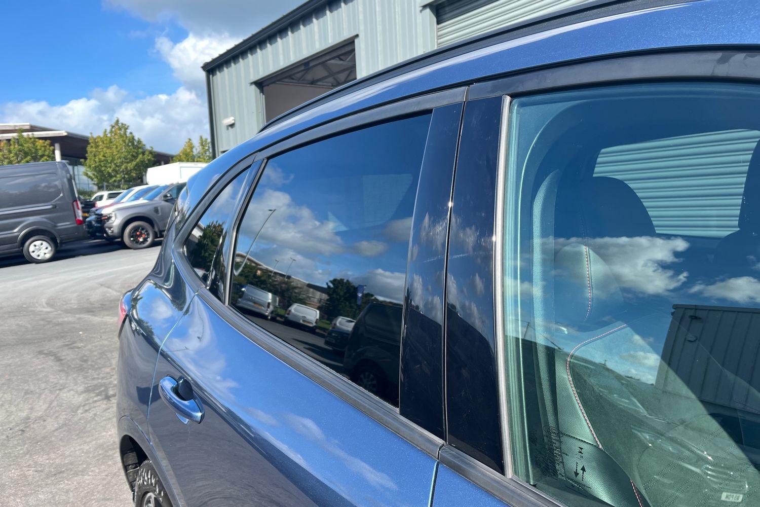 Ford KUGA Photo 22