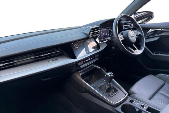 AUDI A3 Photo 2