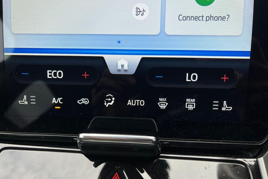 Ford Explorer Photo autoimg-bcb4c5d9725a4d5fd84f843663ca1be88dd3af5a.jpg