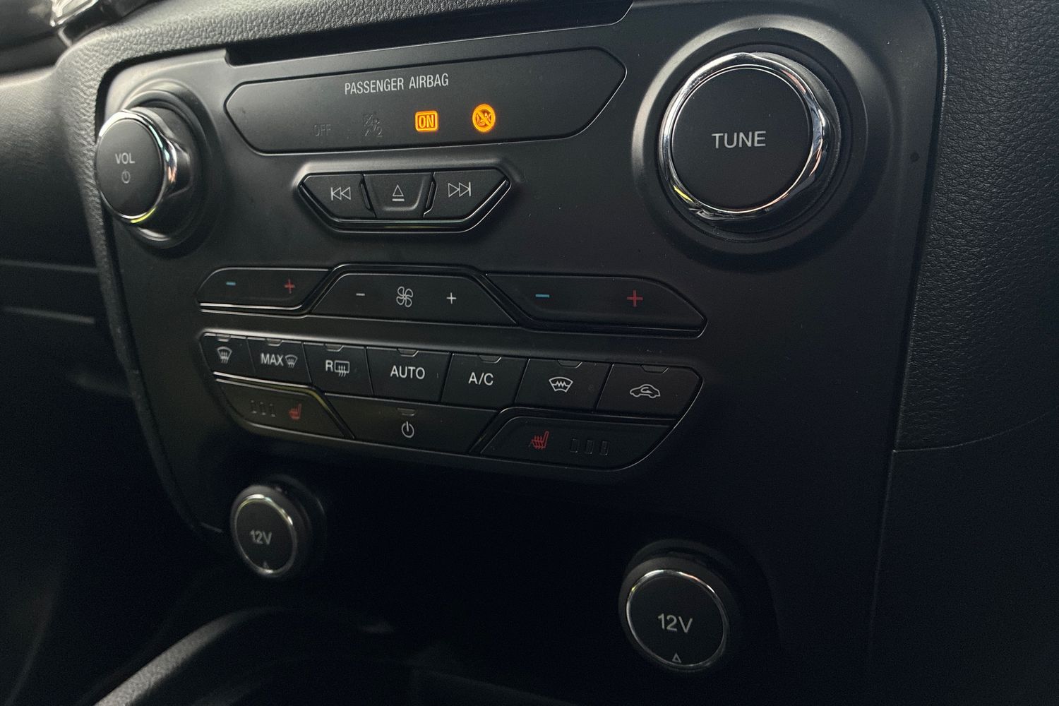 Ford RANGER Photo 25