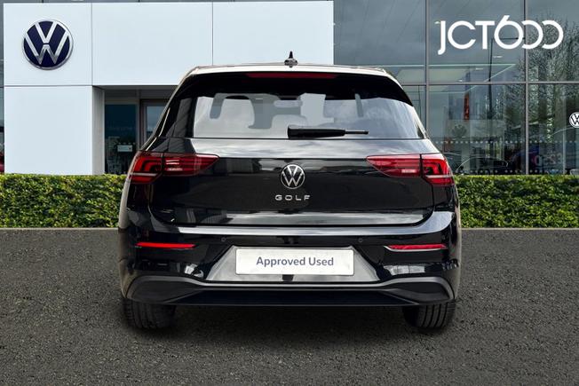 VOLKSWAGEN Golf Photo 7