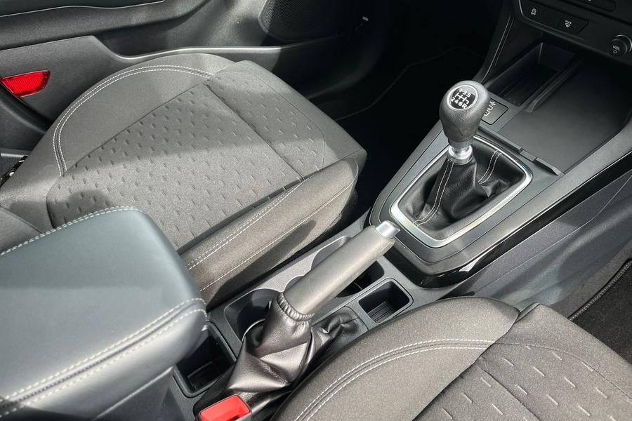 Ford PUMA Photo autoimg-bcba87a164d7f7bb4619a125738327d2c3313715.jpg