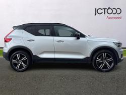 VOLVO XC40 Photo 4
