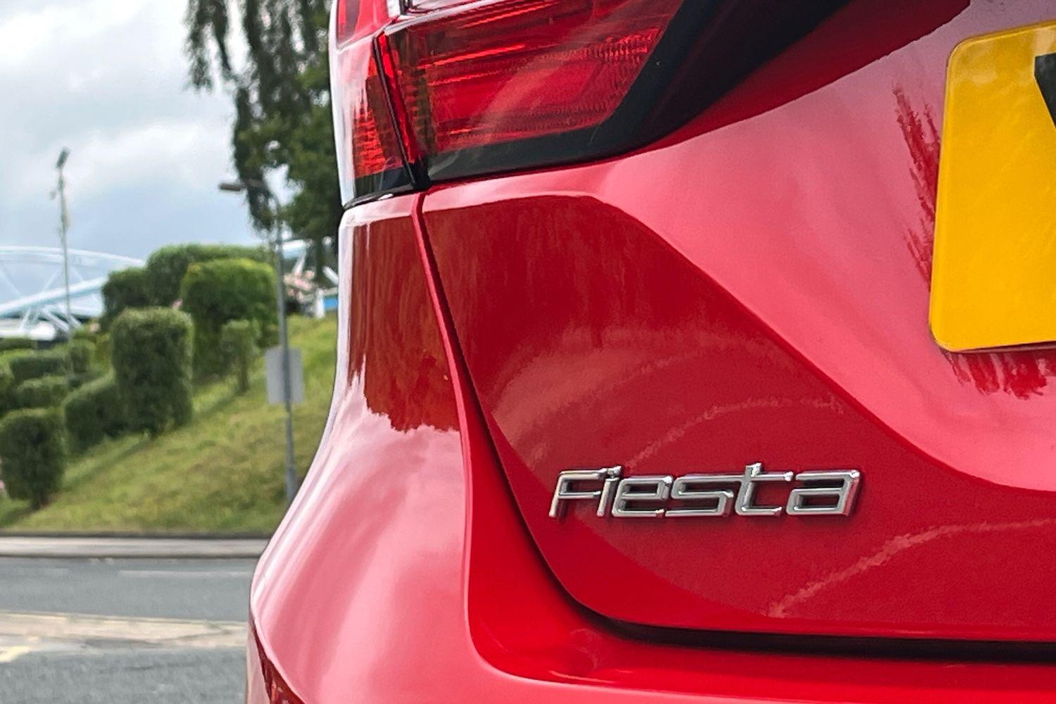 Ford Fiesta Photo 38