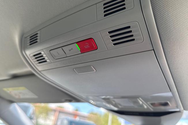 VOLKSWAGEN Passat Photo 32