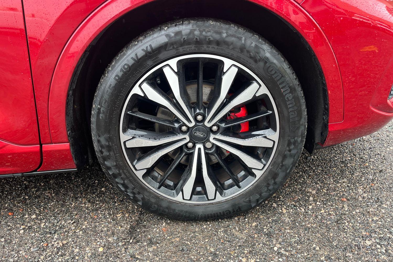 Ford KUGA Photo 39