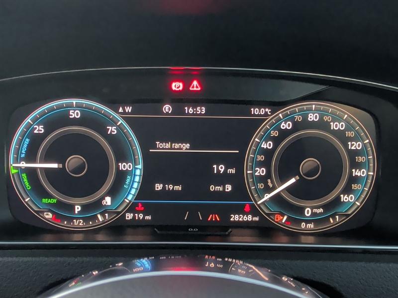 Used Volkswagen Golf NV20MSU 14