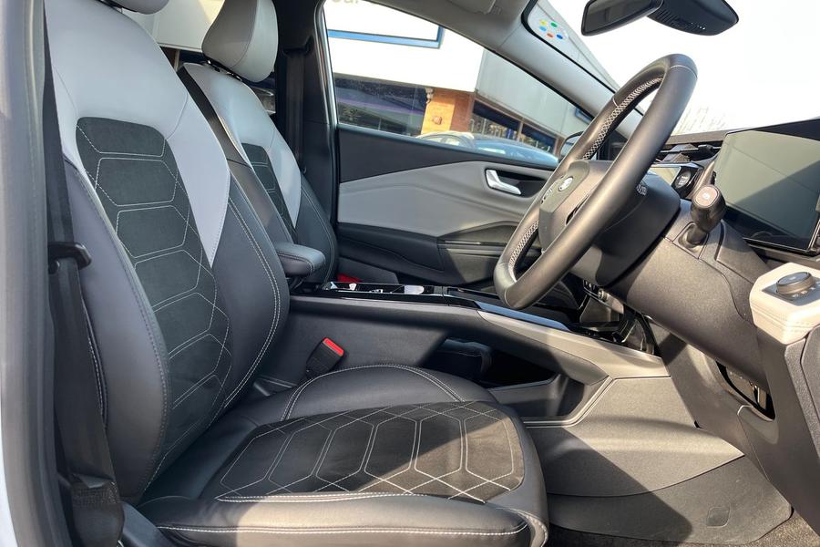 Ford PUMA GEN-E Photo autoimg-bcc2c5729c90395857dd3bfc68e2ecb94e15b8de.jpg