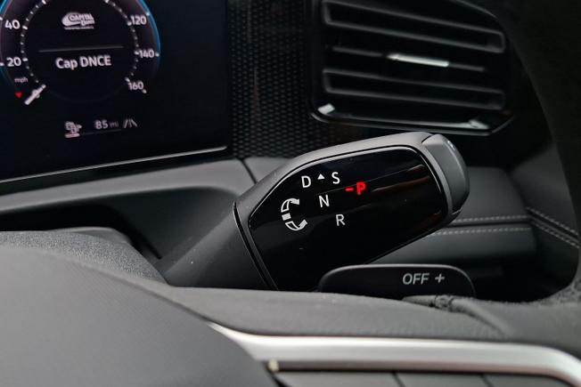 VOLKSWAGEN Tiguan Photo 24