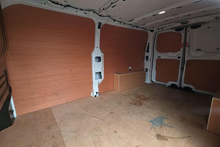 Used FORD TRANSIT CUSTOM HT24GYA 4
