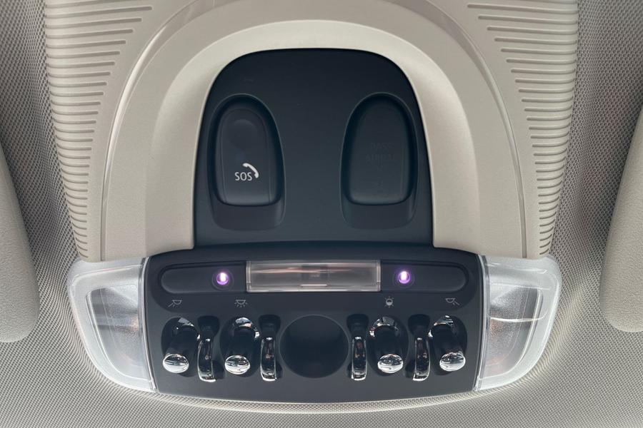 MINI Electric Hatch Photo autoimg-bcd56209cd9b6d1d62e325c43ad6bb1e905aceb9.jpg