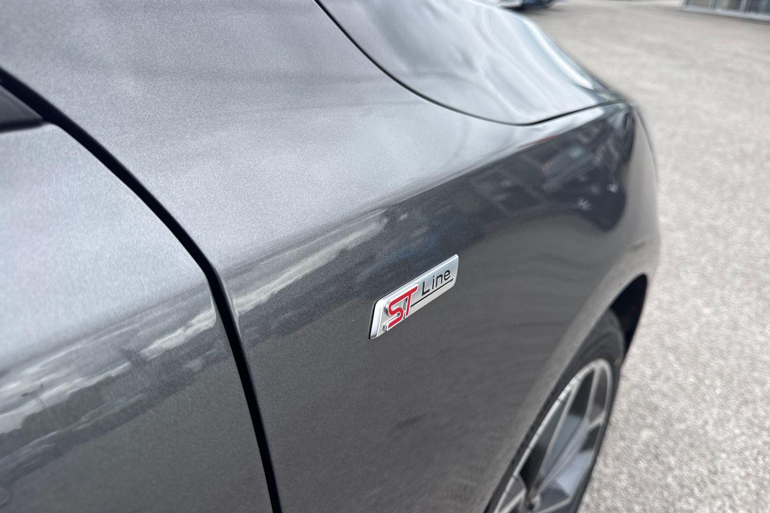 Ford FOCUS Photo 33