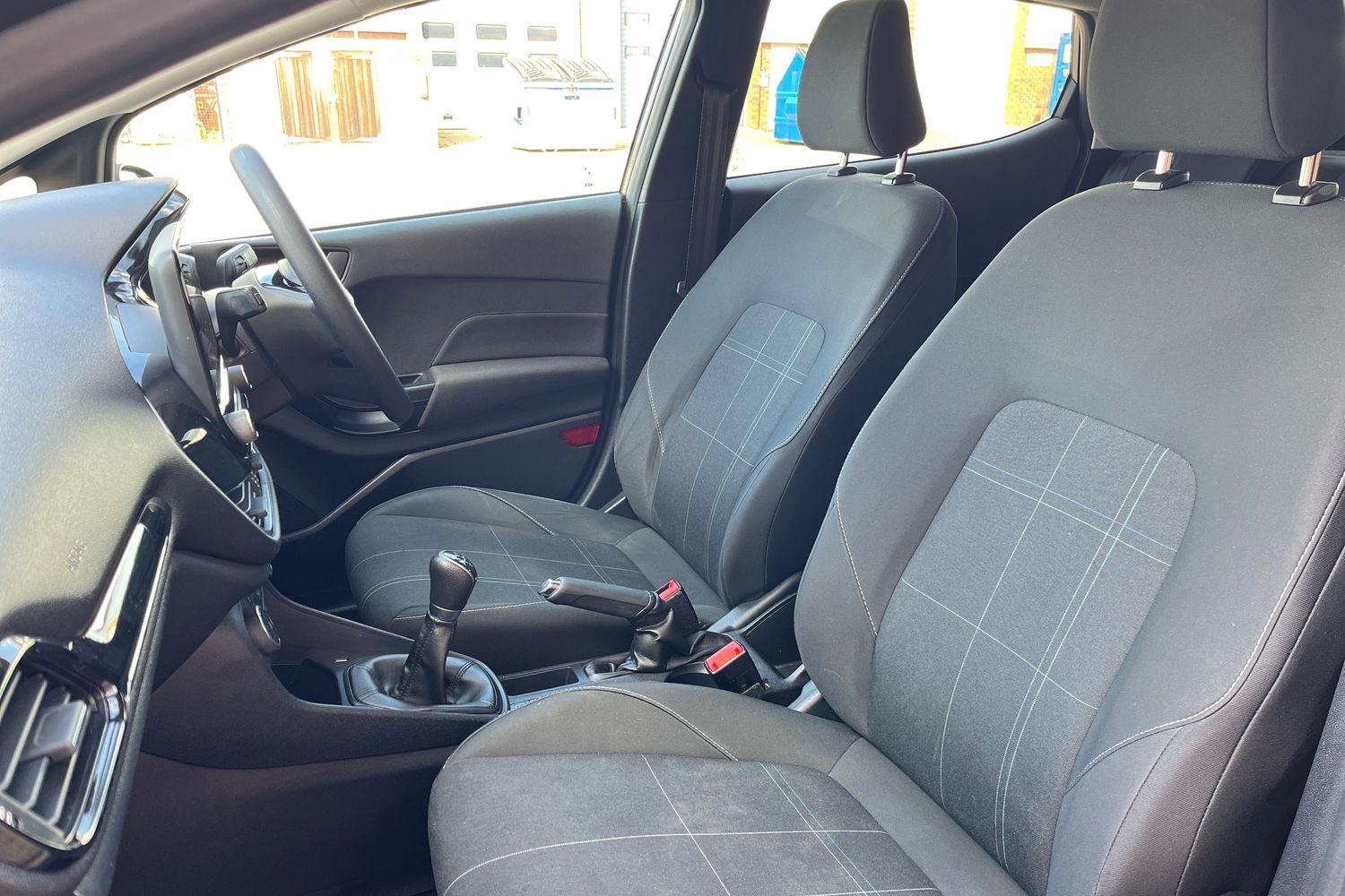 Ford Fiesta Photo 18
