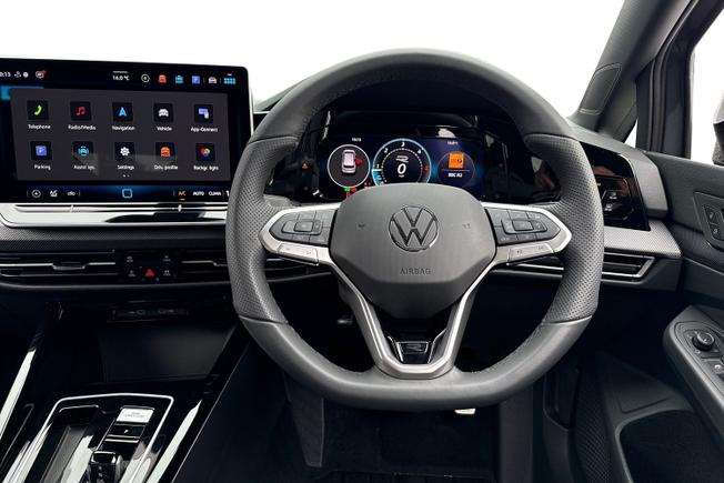 VOLKSWAGEN Golf Photo 11