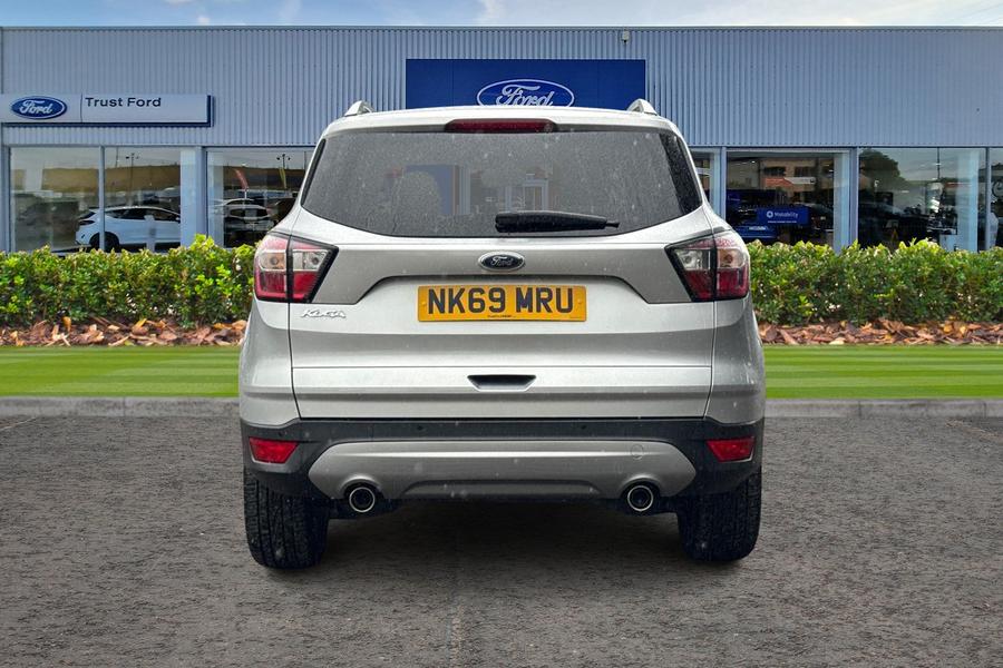 Ford KUGA Photo autoimg-bcded38c522cc79887e21fe9b064bfb814b4b095.jpg