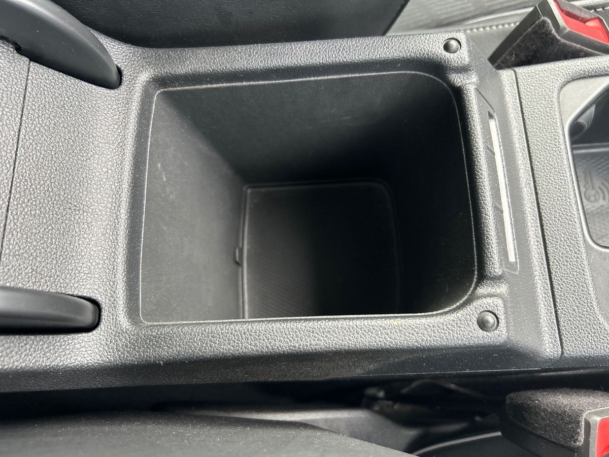 Volkswagen Golf Photo 36