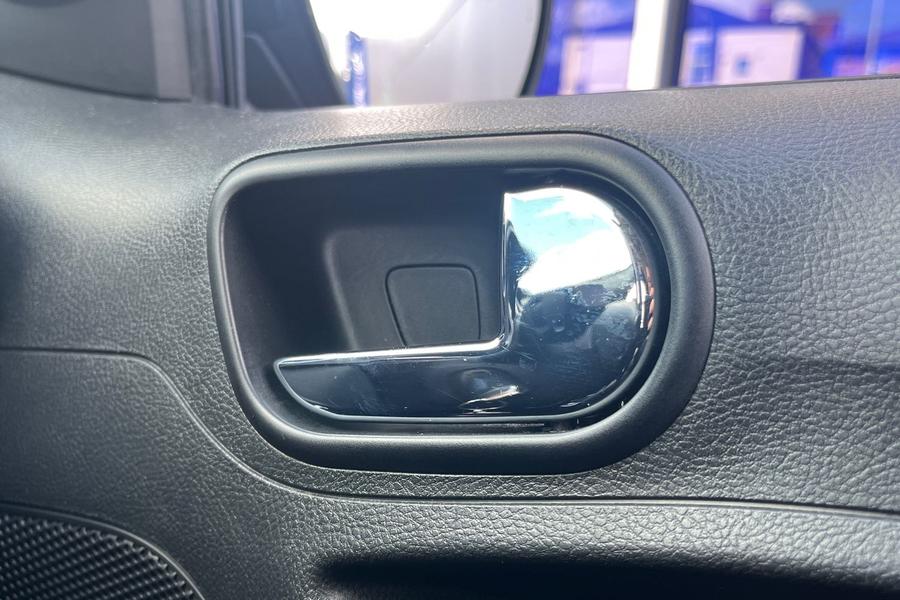 Ford KA+ Photo autoimg-bced5a989f5a90098fc57883a6f726fa36bbdfd3.jpg