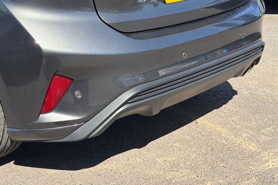 Ford FOCUS Photo autoimg-bcef5a7193c633728e793f747349070b688091bf.jpg