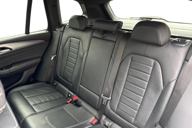 BMW X3 Photo 9