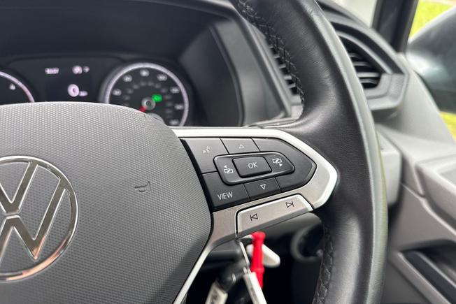 VOLKSWAGEN Transporter Photo 17