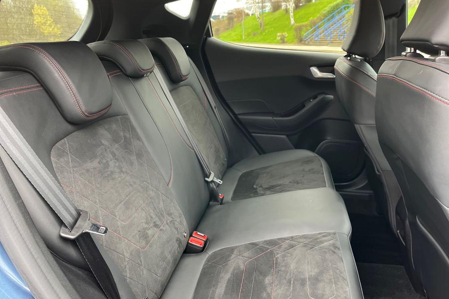 Ford FIESTA Photo autoimg-bcff3117f6085cde5166e9bfafca44a47d410695.jpg