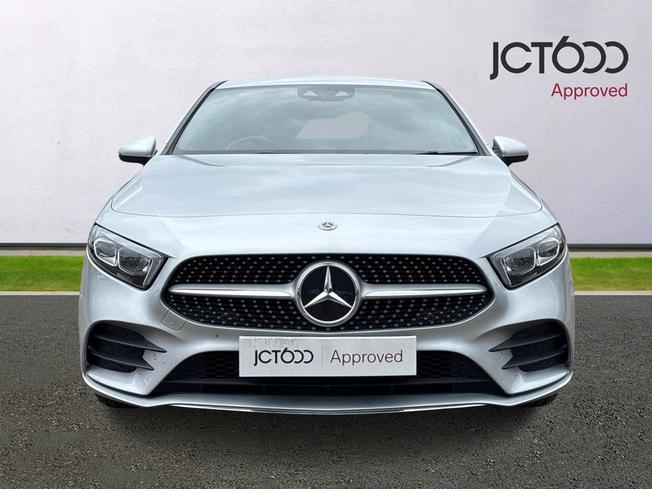 MERCEDES-BENZ A Class Photo 8