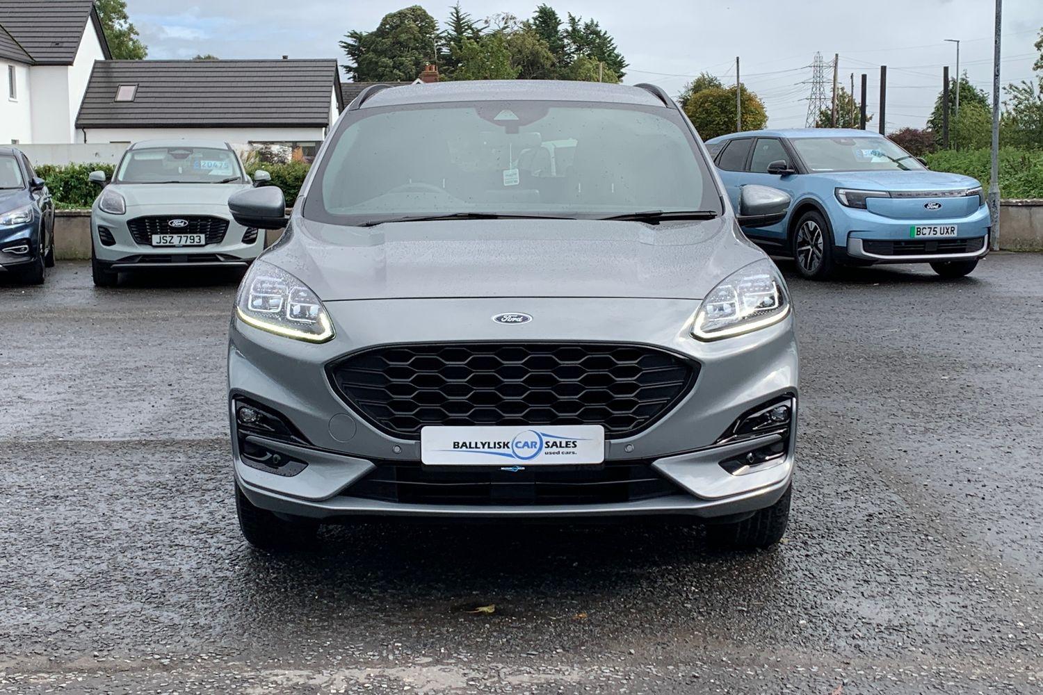 2023 Ford Kuga 2.5 PHEV 225PS ST-Line in Solar Silver with only 20K - vehicle photo 4 for sale on PureCar
