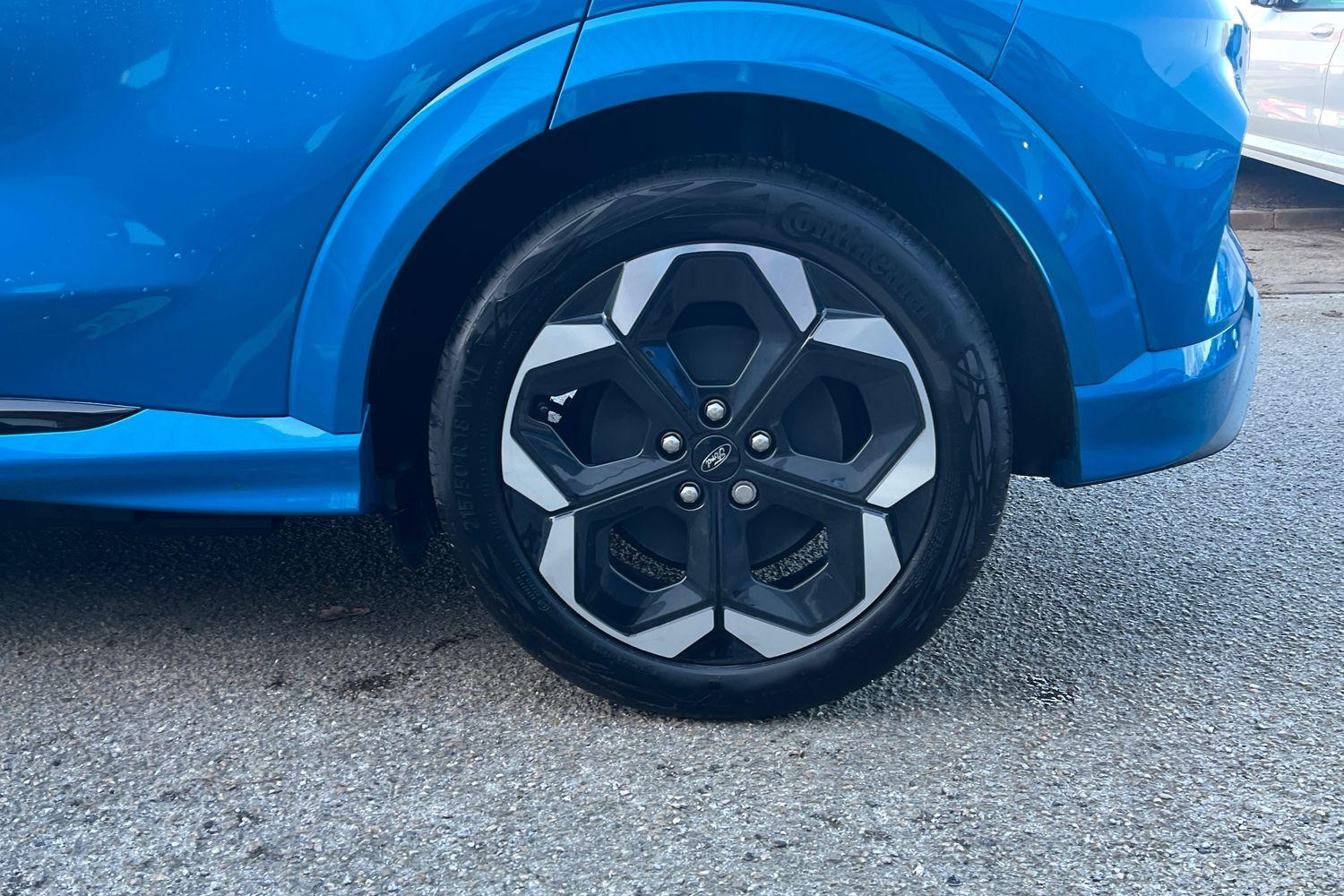 Ford Puma Gen-E Photo 7