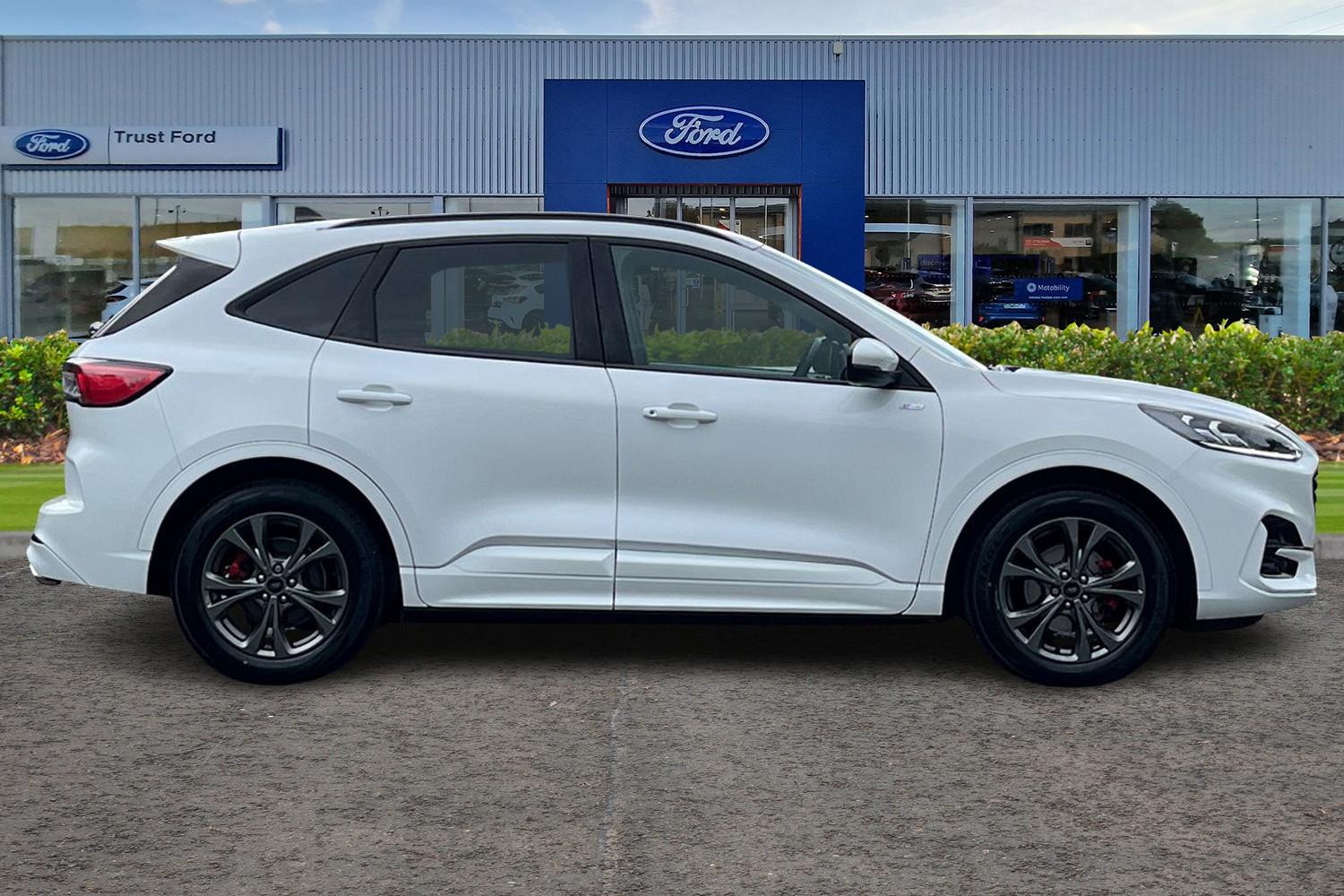 Ford Kuga Photo 2