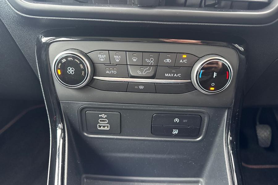 Ford ECOSPORT Photo autoimg-bd05207ce92cec9e02f9ded426548a0b28f67904.jpg