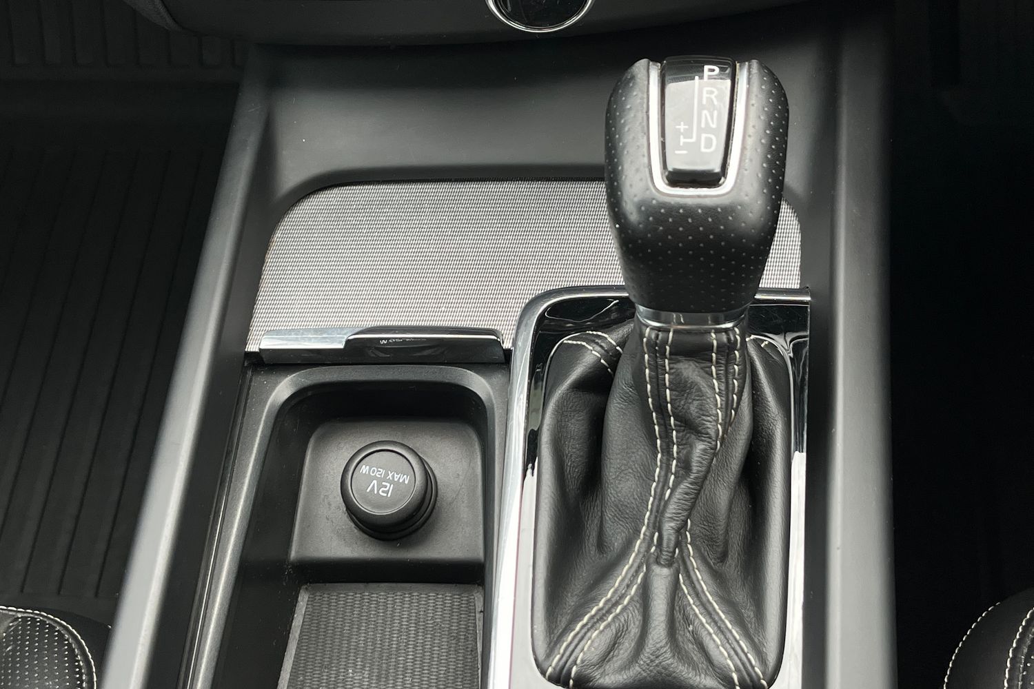 Volvo XC60 Photo 35