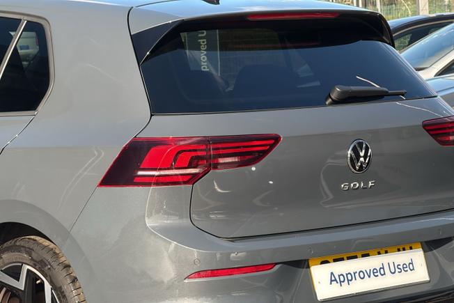 VOLKSWAGEN Golf Photo 50