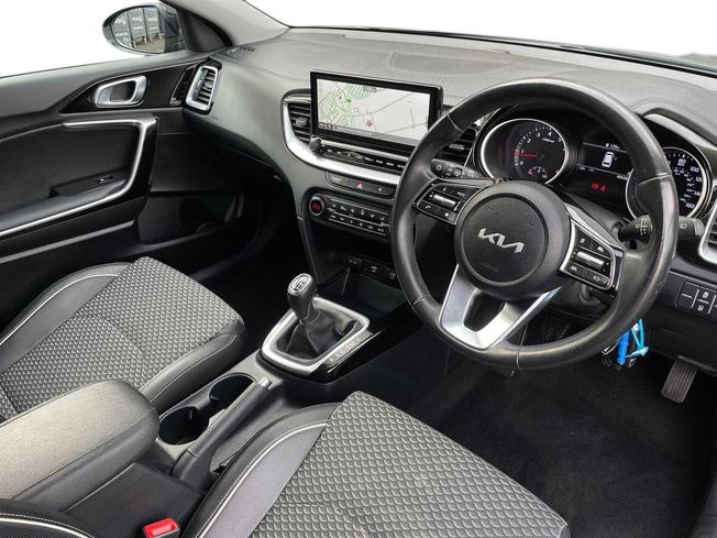 KIA Ceed Photo 6
