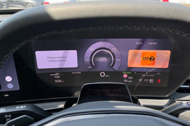 AUDI Q6 E-Tron Photo 15