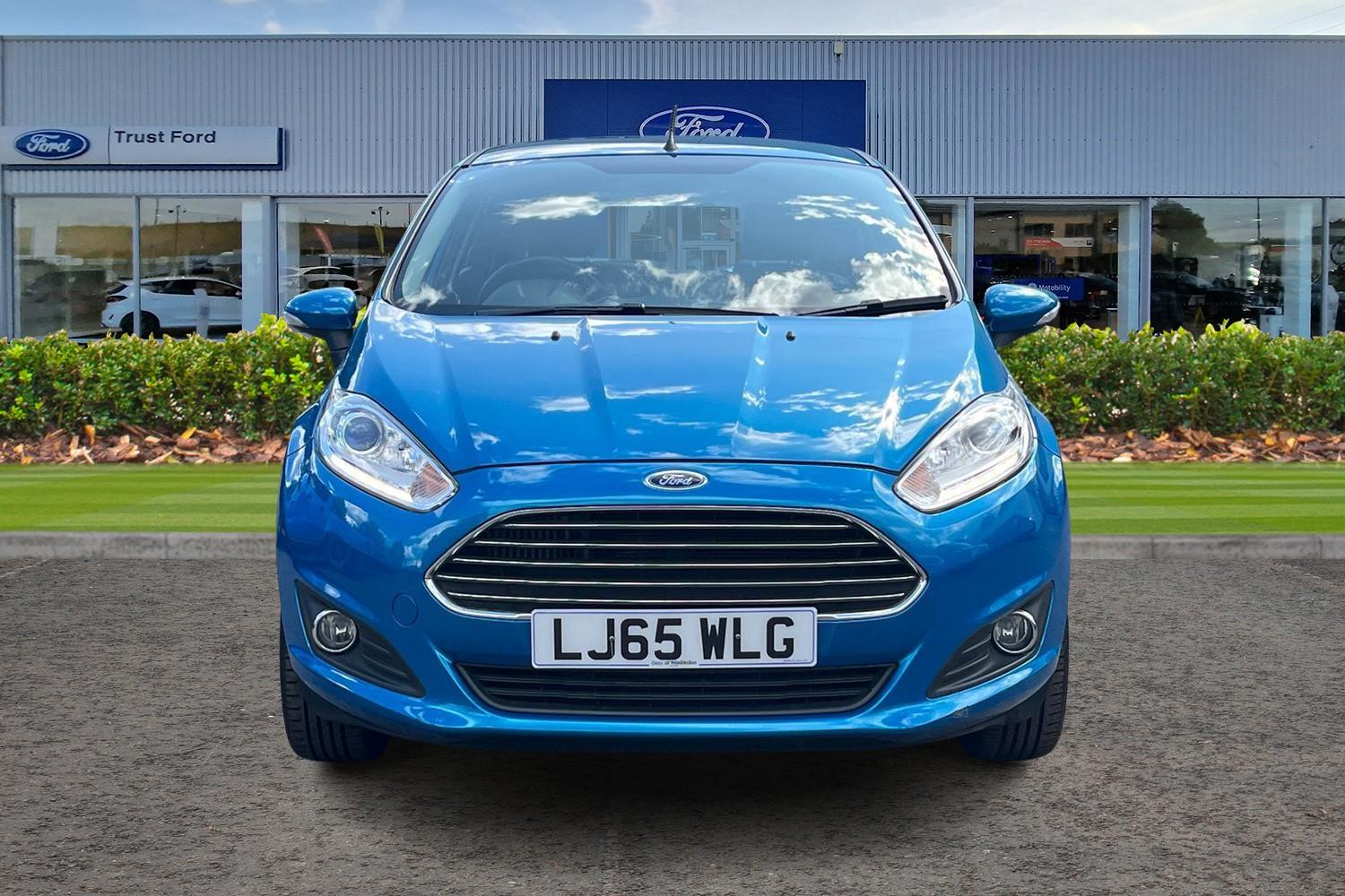 Ford FIESTA Photo 5