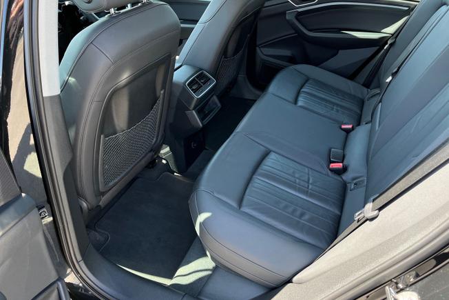 Audi e-tron Photo 44