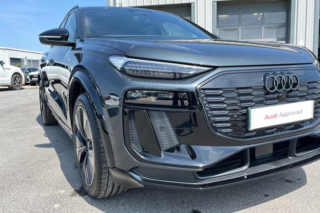 AUDI Q6 E-Tron Photo 19
