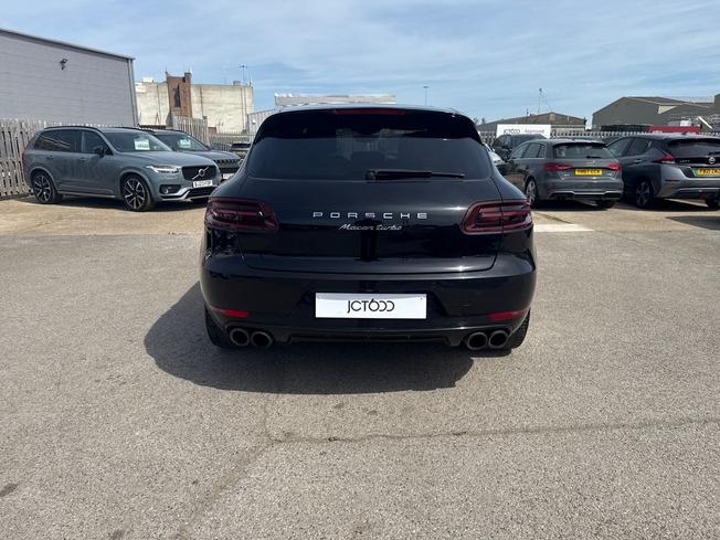 PORSCHE Macan Photo 26