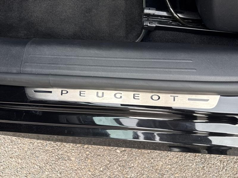 Used Peugeot 208 NU22EOR 44