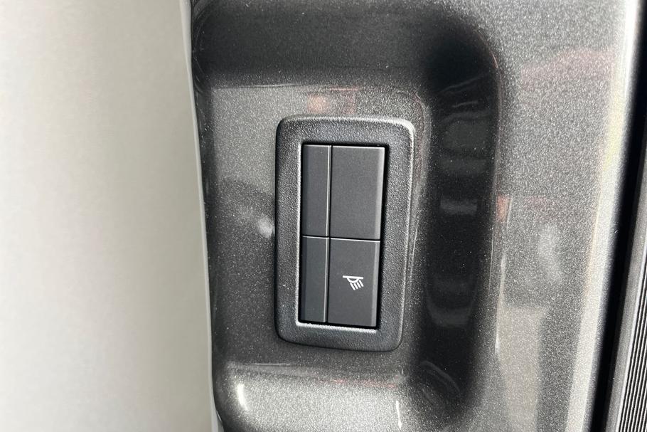 Used Ford Transit Custom DYZ9469 15