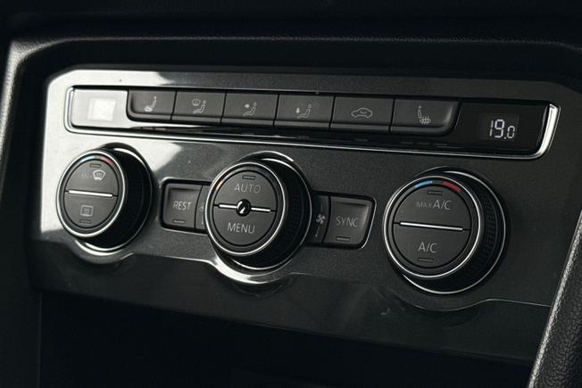 VOLKSWAGEN Tiguan Photo 29