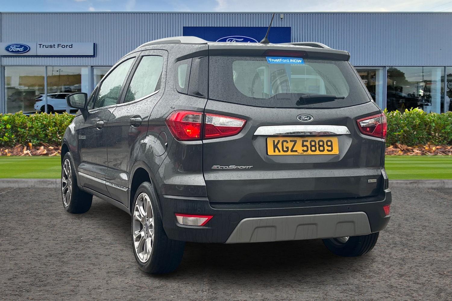 Ford ECOSPORT Photo 1