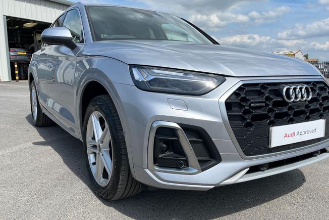AUDI Q5 Photo 19