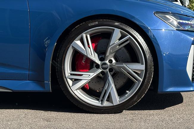 AUDI Rs6 Avant Photo 5