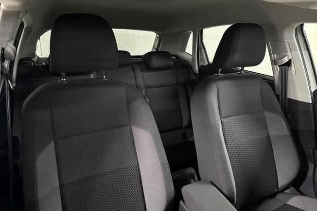 VOLKSWAGEN Polo Photo 24