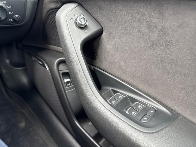 AUDI A6 Avant Photo 31