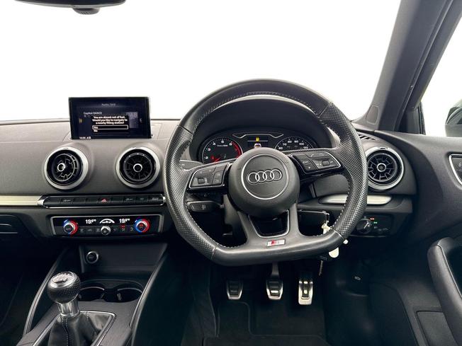 AUDI A3 Photo 11