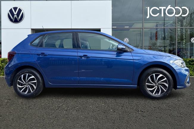 VOLKSWAGEN Polo Photo 4